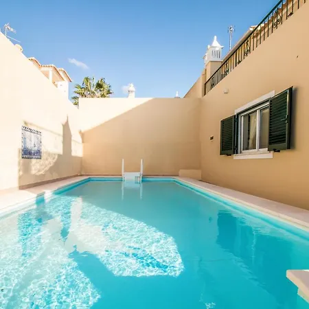 Olival Beach Holiday home *